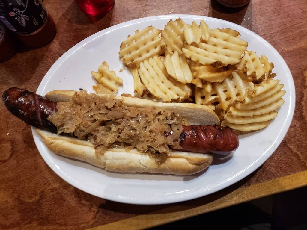 Flo & Santos | restaurant | 1310 S Wabash Ave, Chicago, IL 60605, USA | 3125669817 OR +1 312-566-9817