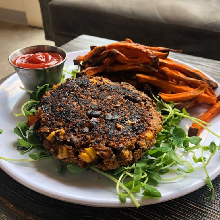 Naked Foods Cafe | restaurant | 1100 Market St Ste 102, Chattanooga, TN 37402, USA | 4235412471 OR +1 423-541-2471