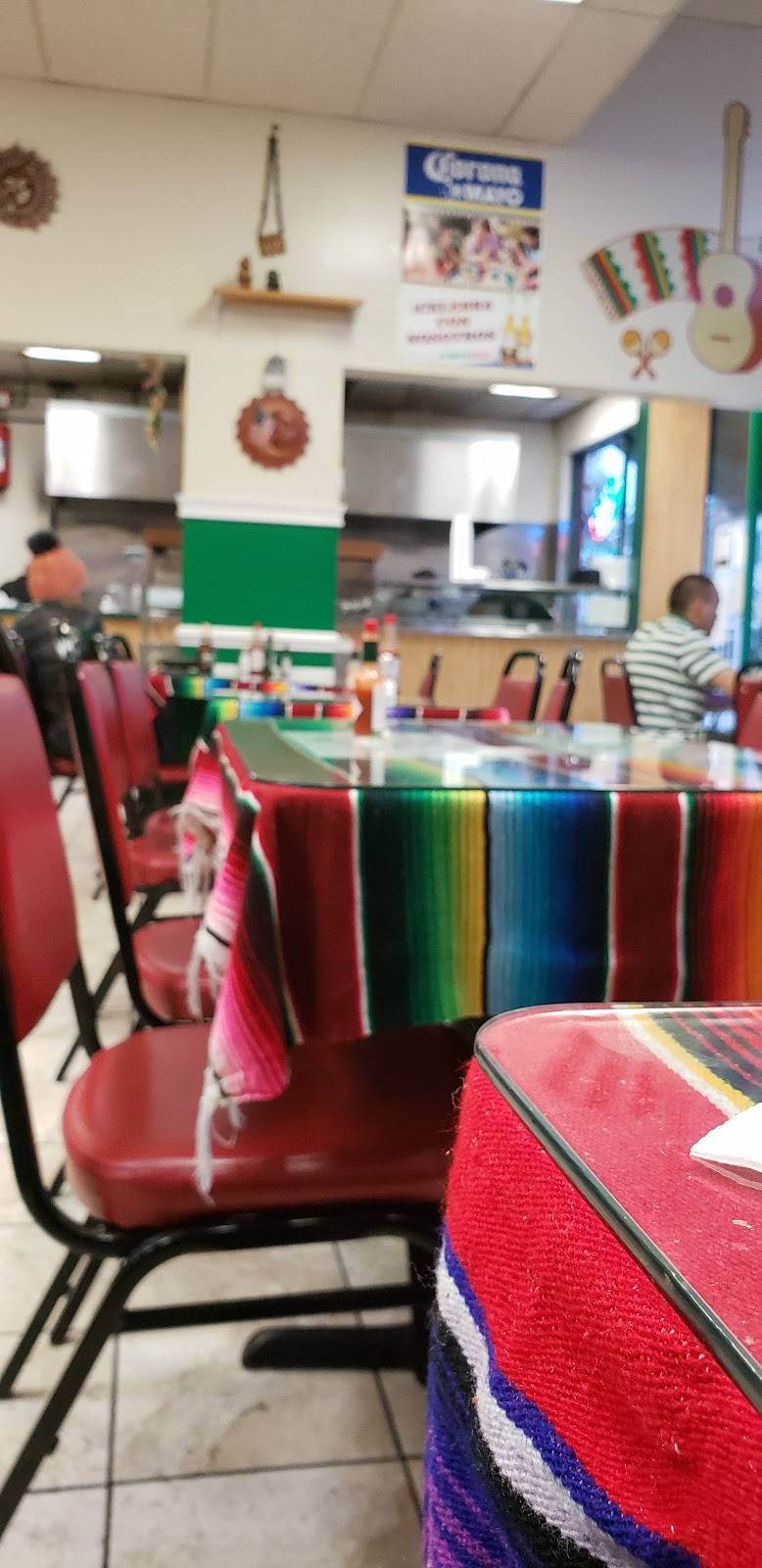 Los Pericos Taqueria | restaurant | 20 5th St, Gilroy, CA 95020, USA | 4088480270 OR +1 408-848-0270