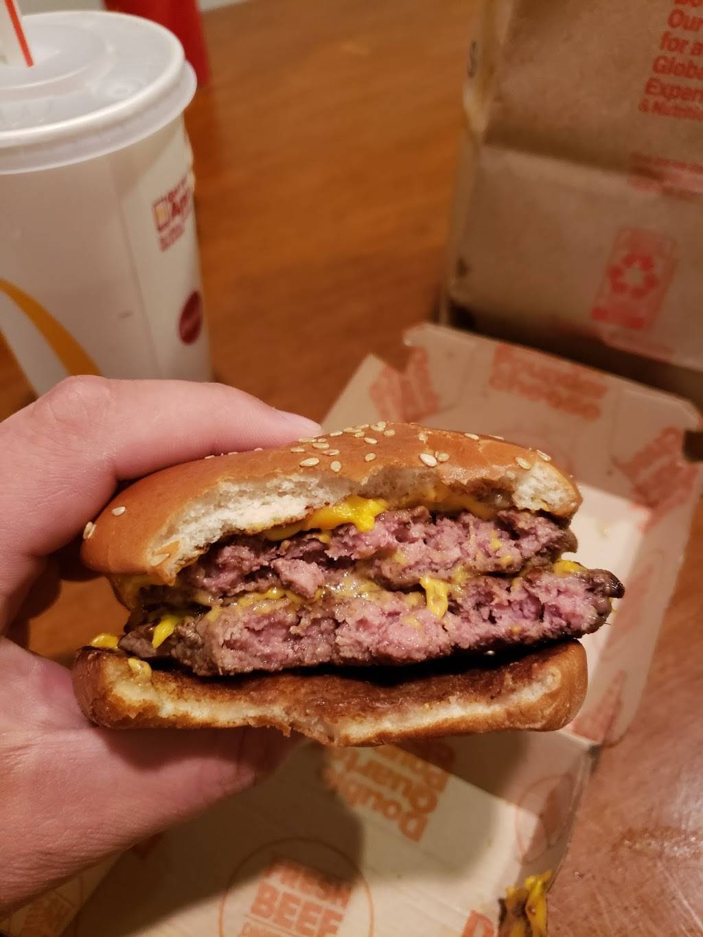 McDonalds | cafe | 220 N Lake Park Blvd, Carolina Beach, NC 28428, USA | 9104585918 OR +1 910-458-5918