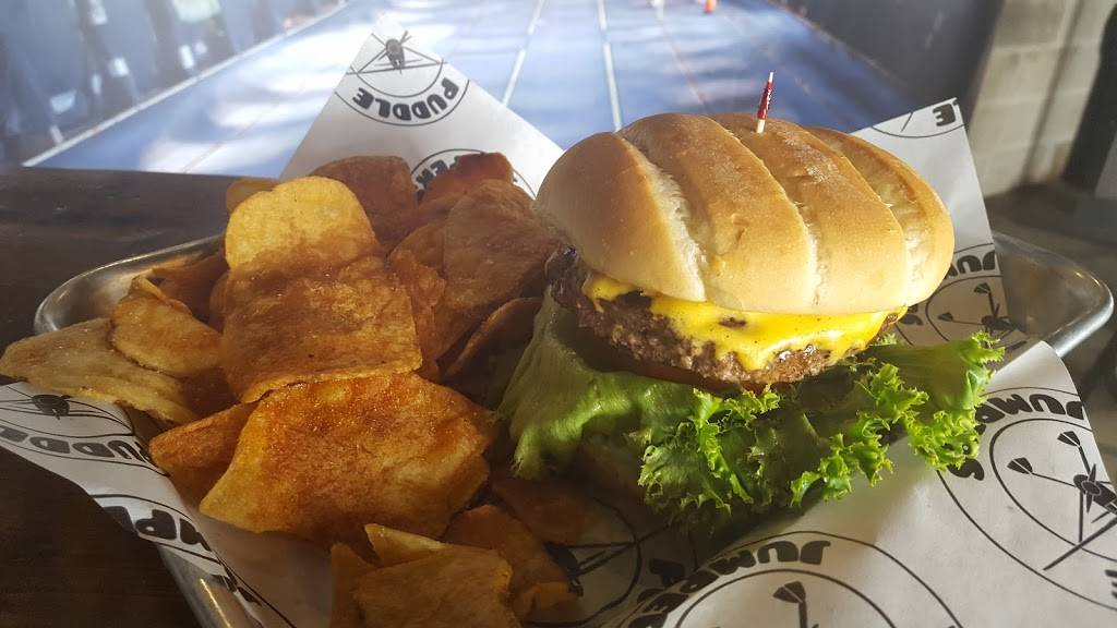 Puddle Jumpers | restaurant | 111 W Ruby St, Tavares, FL 32778, USA | 3525085862 OR +1 352-508-5862