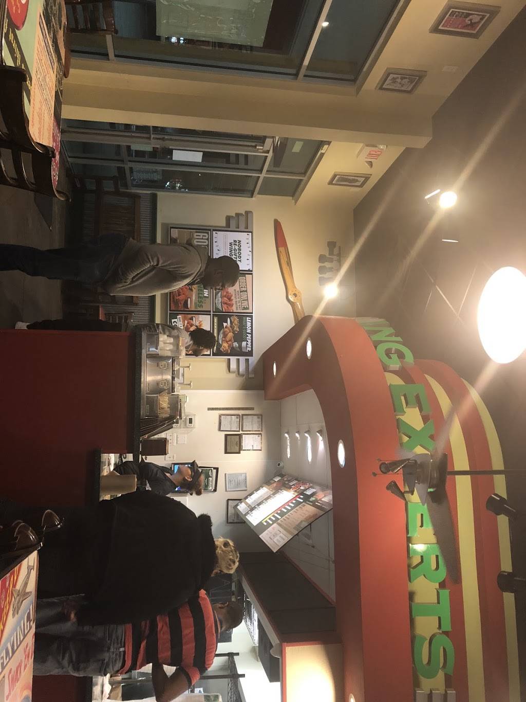 Wingstop | restaurant | 8200 S Main St #800, Houston, TX 77025, USA | 7136619464 OR +1 713-661-9464