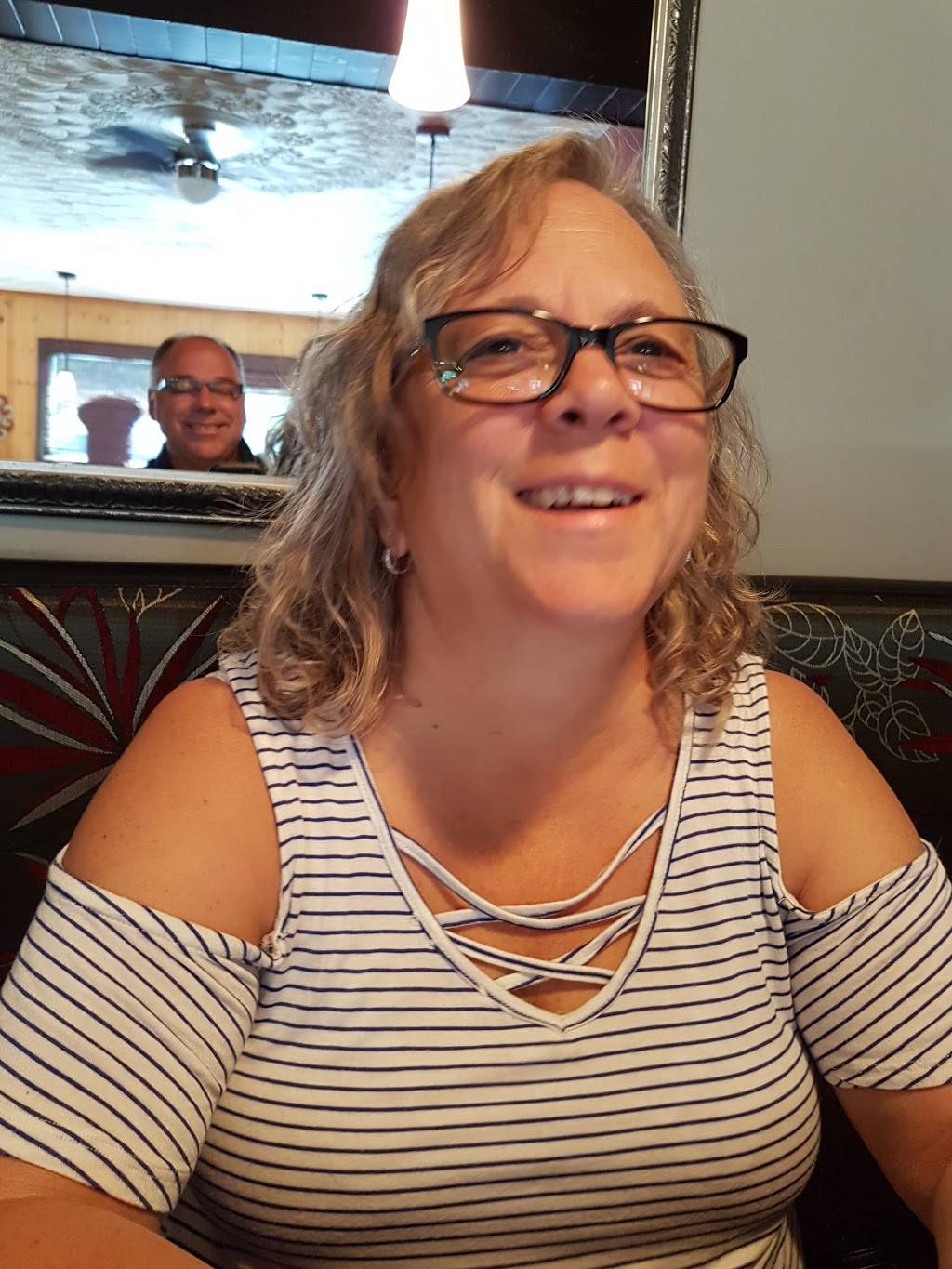 Restaurant LApéro | restaurant | 3 Chemin des Trois Lacs, Asbestos, QC J1T 3T2, Canada | 8198797000 OR +1 819-879-7000