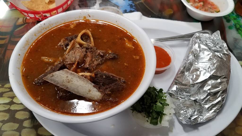 Taqueria El Tapatio | restaurant | 22806 Victory Blvd, Woodland Hills, CA 91367, USA | 8188836142 OR +1 818-883-6142