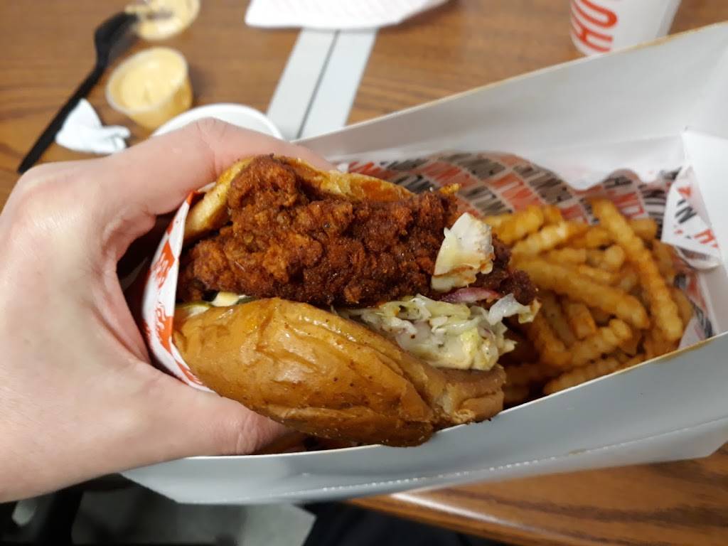 Howlin Rays | restaurant | 727 N Broadway #128, Los Angeles, CA 90012, USA | 2139358399 OR +1 213-935-8399