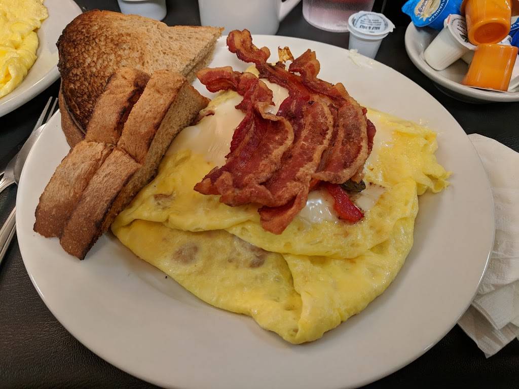 Dutch Family Restaurant | restaurant | 12613 Wisteria Dr, Germantown, MD 20874, USA | 3015150519 OR +1 301-515-0519