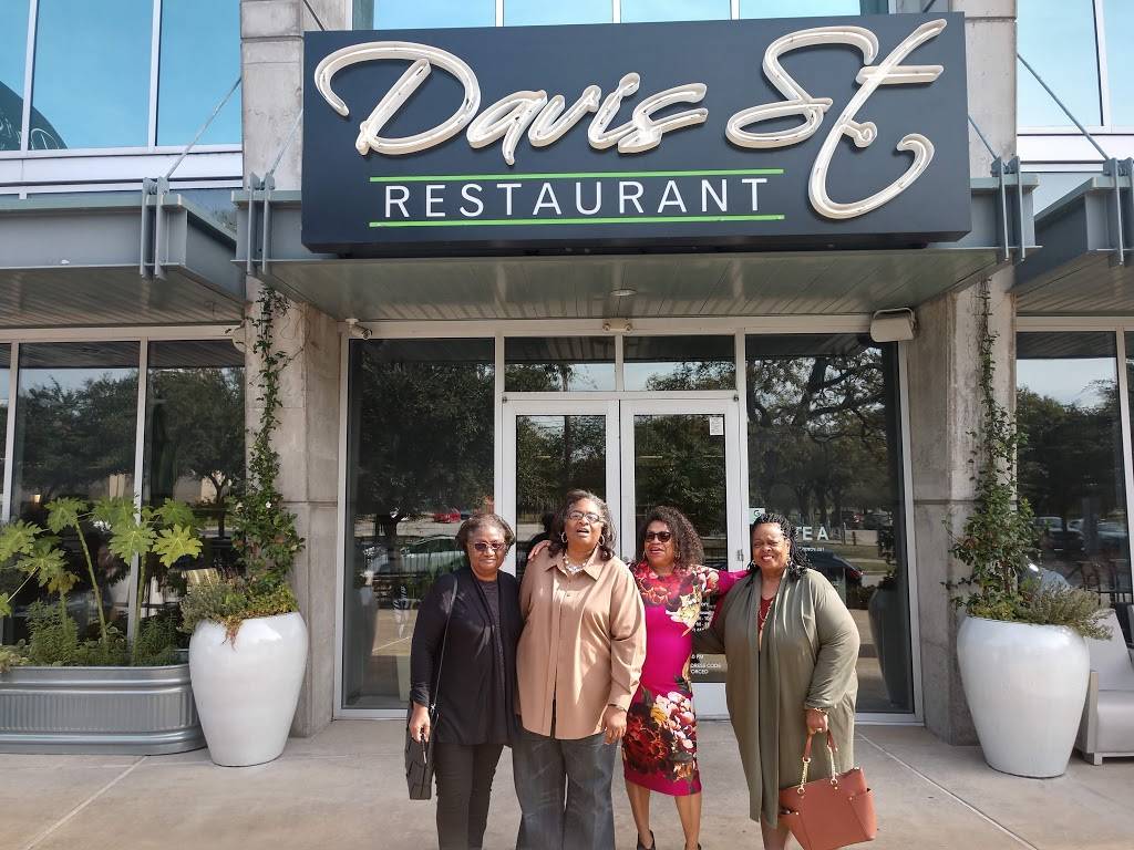 Davis Street at Hermann Park | restaurant | 5925 Almeda Rd A, Houston, TX 77004, USA | 8773284778 OR +1 877-328-4778