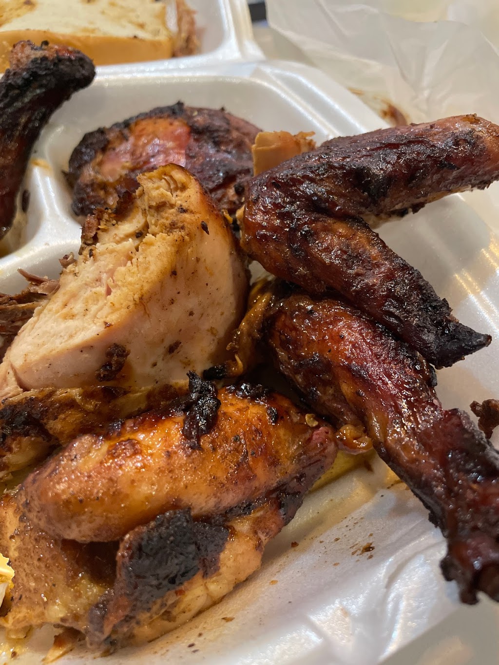 Jerk & Soul Food | restaurant | 17 W 35th St, Chicago, IL 60616, USA | 7739664920 OR +1 773-966-4920