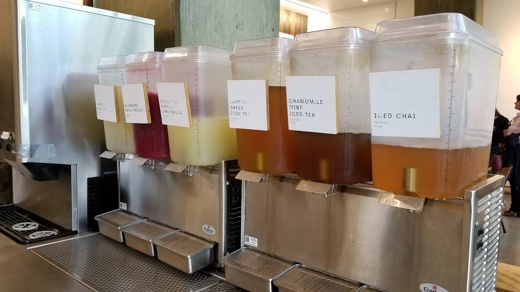 sweetgreen | restaurant | 575 12th Rd S Ste B2, Arlington, VA 22202, USA | 7038881025 OR +1 703-888-1025