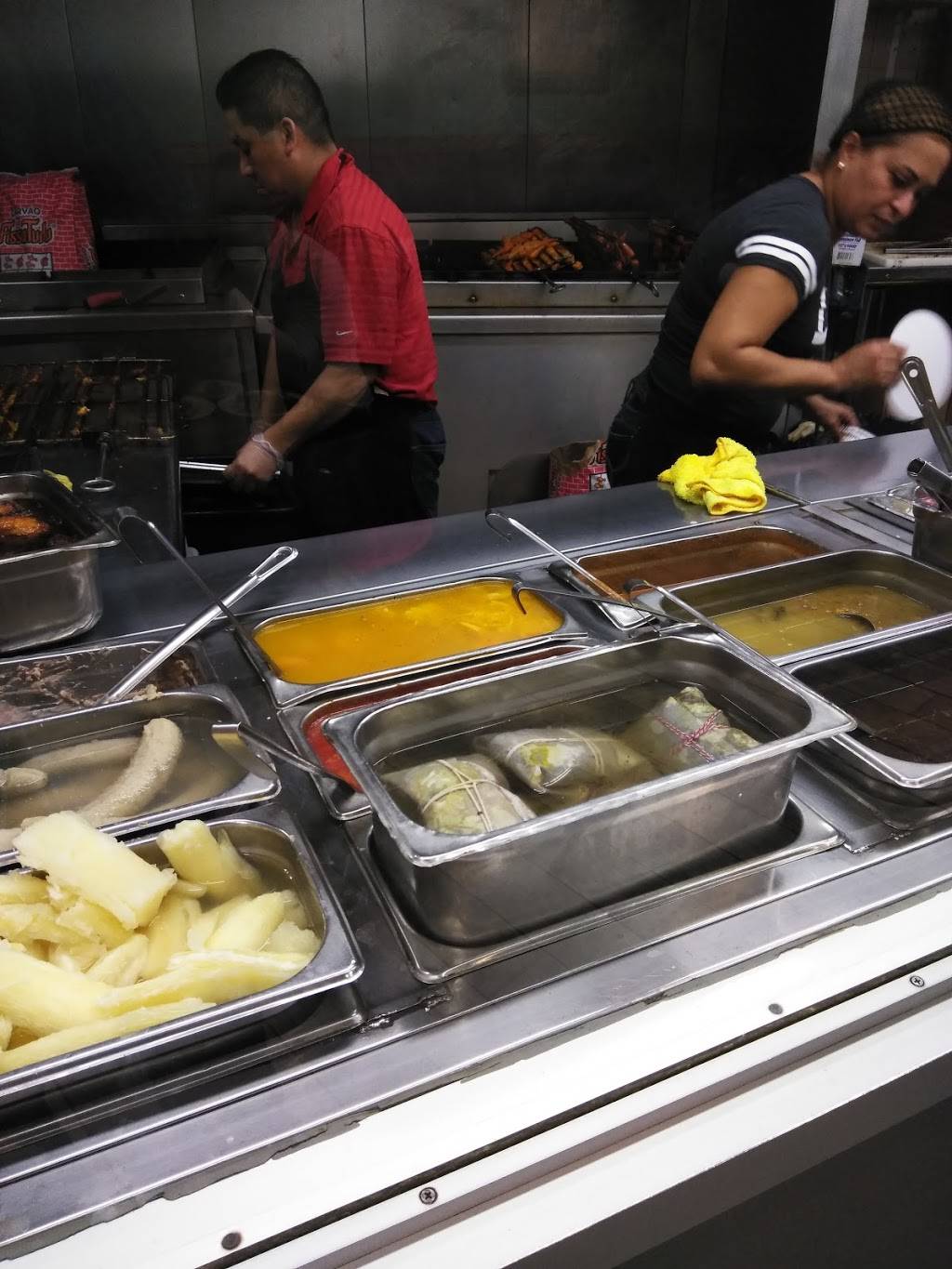 El Sitio | restaurant | 321 6th Ave, Paterson, NJ 07524, USA | 9737824240 OR +1 973-782-4240