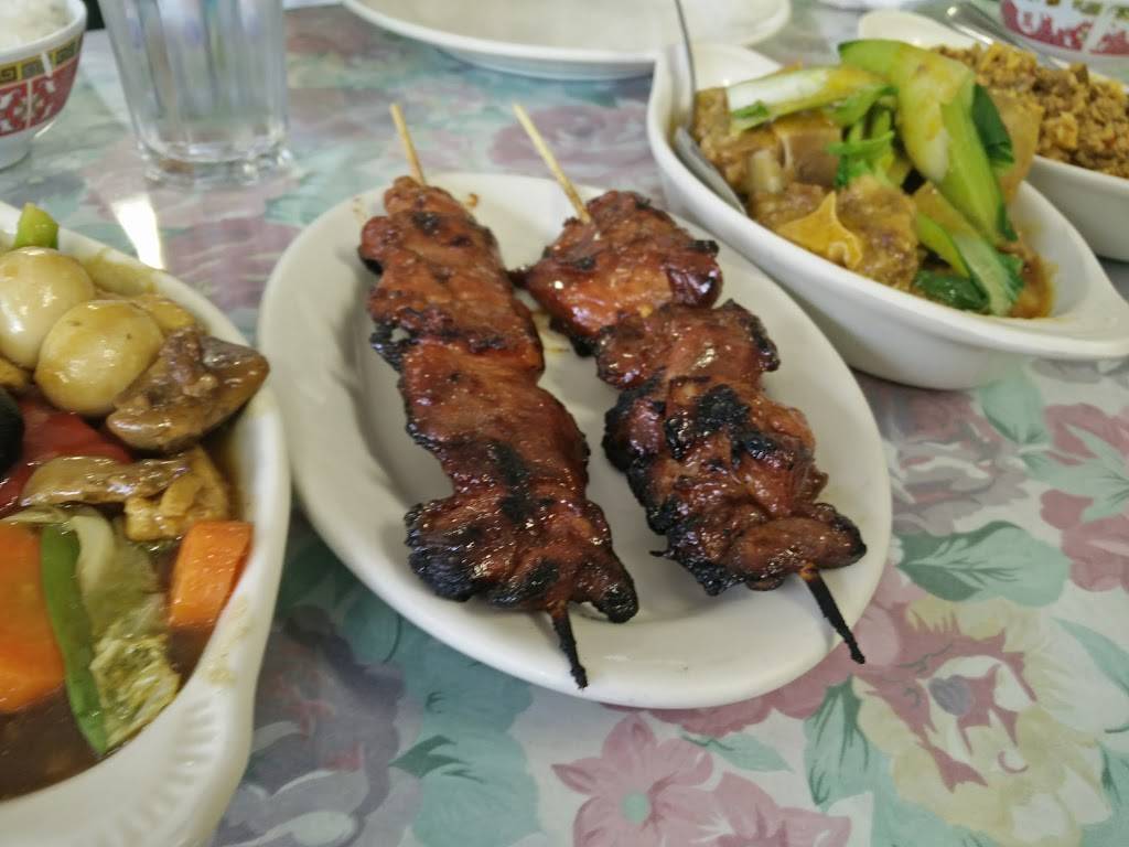 Guiradelco | restaurant | 324 Post Ave C, Westbury, NY 11590, USA | 5163339898 OR +1 516-333-9898