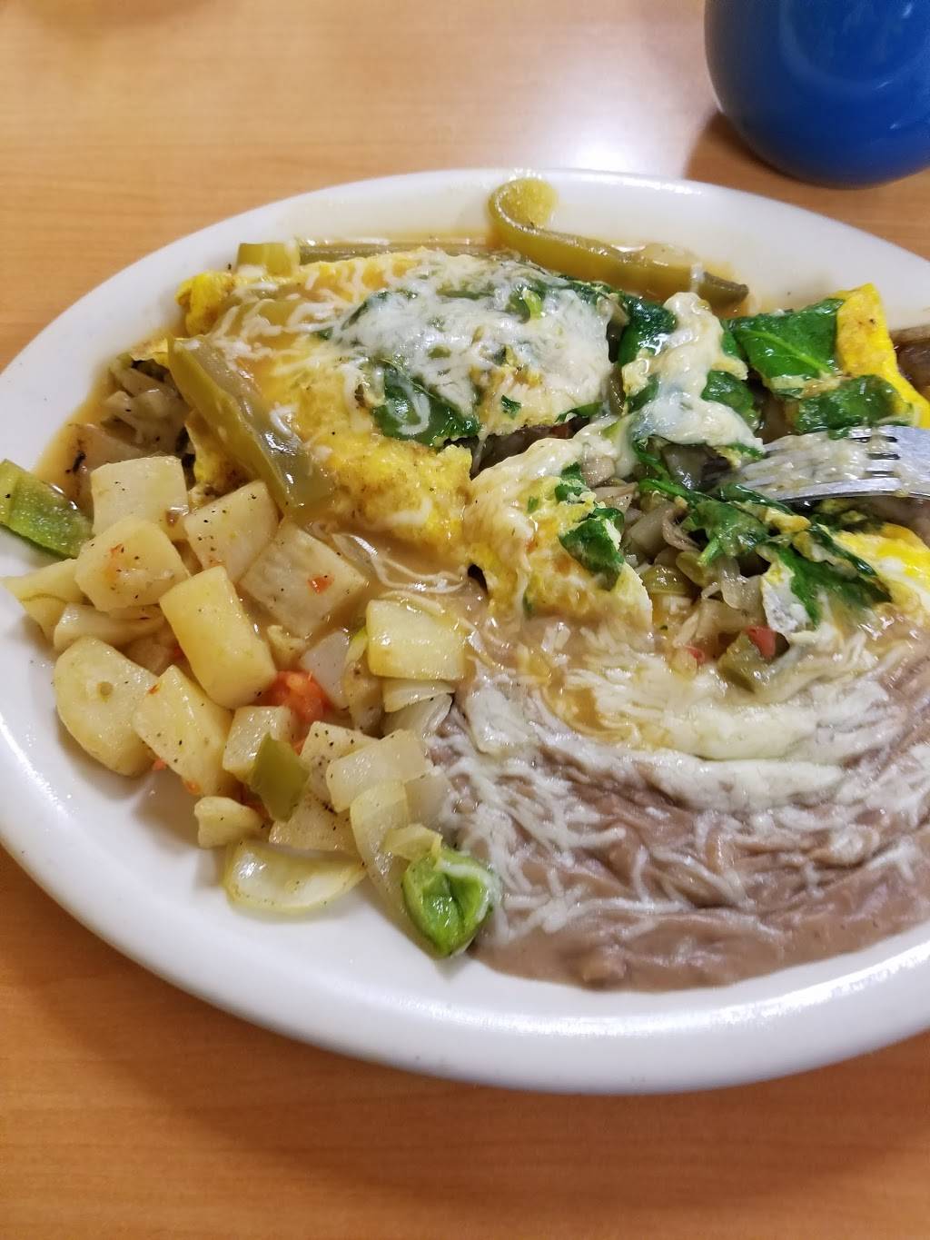 Villa Cariño Mexican Food & Mariscos | restaurant | 1066 N Hacienda Blvd, La Puente, CA 91745, USA | 6269182978 OR +1 626-918-2978