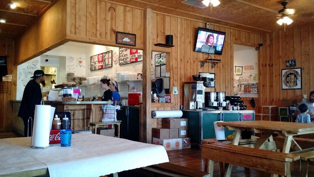 Barbeque Exchange | restaurant | 102 Martinsburg Ave, Gordonsville, VA 22942, USA | 5408320227 OR +1 540-832-0227