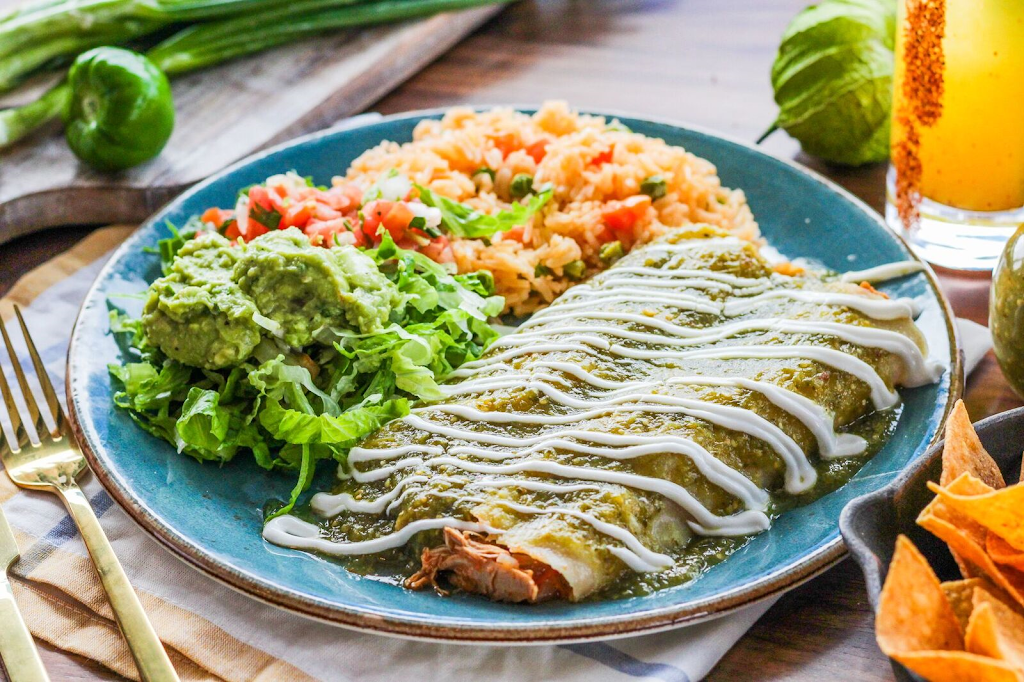 Agave Azul Cocina Mexicana | restaurant | 5855 Winter Garden Vineland Rd #100, Windermere, FL 34786, USA | 4073958350 OR +1 407-395-8350