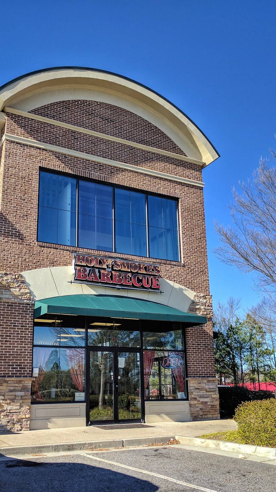 Holy Smokes BBQ | restaurant | 1862 Auburn Rd #117, Dacula, GA 30019, USA | 6788242271 OR +1 678-824-2271