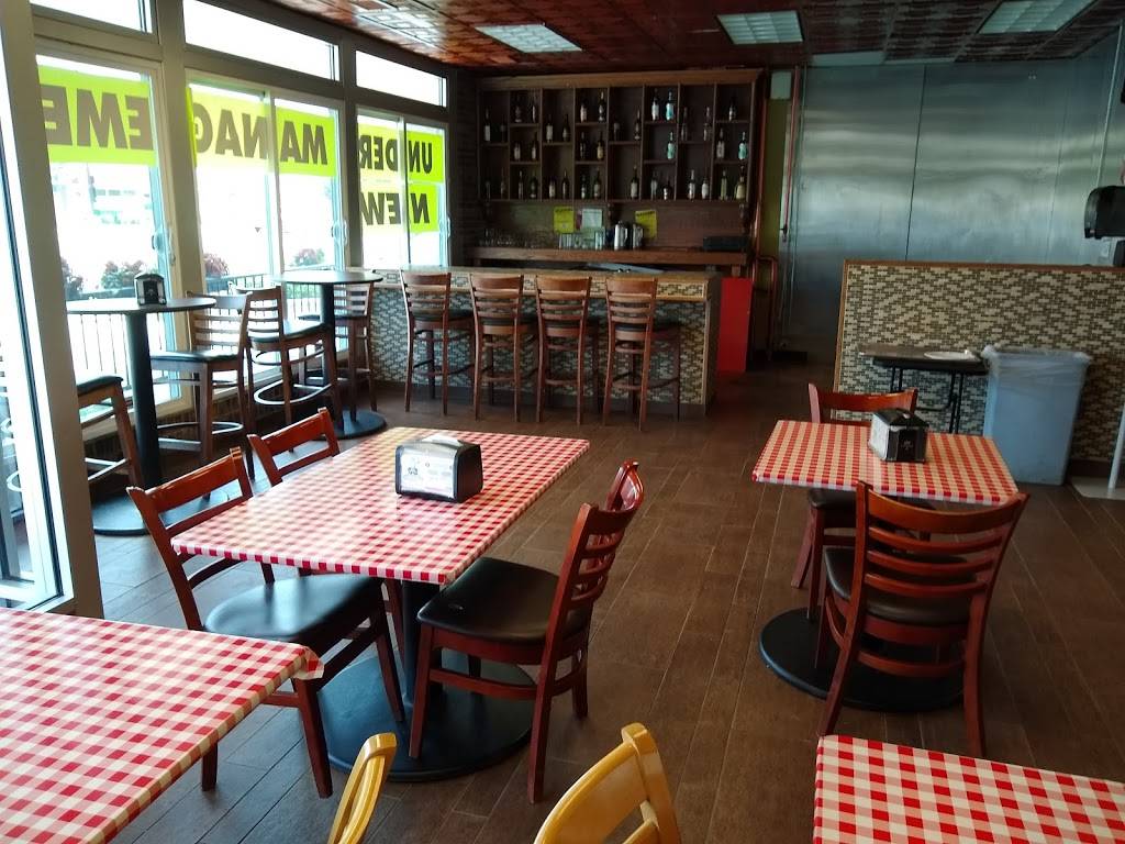 Damenzos Pizza | restaurant | 7300 Roosevelt Rd, Forest Park, IL 60130, USA | 7087715705 OR +1 708-771-5705