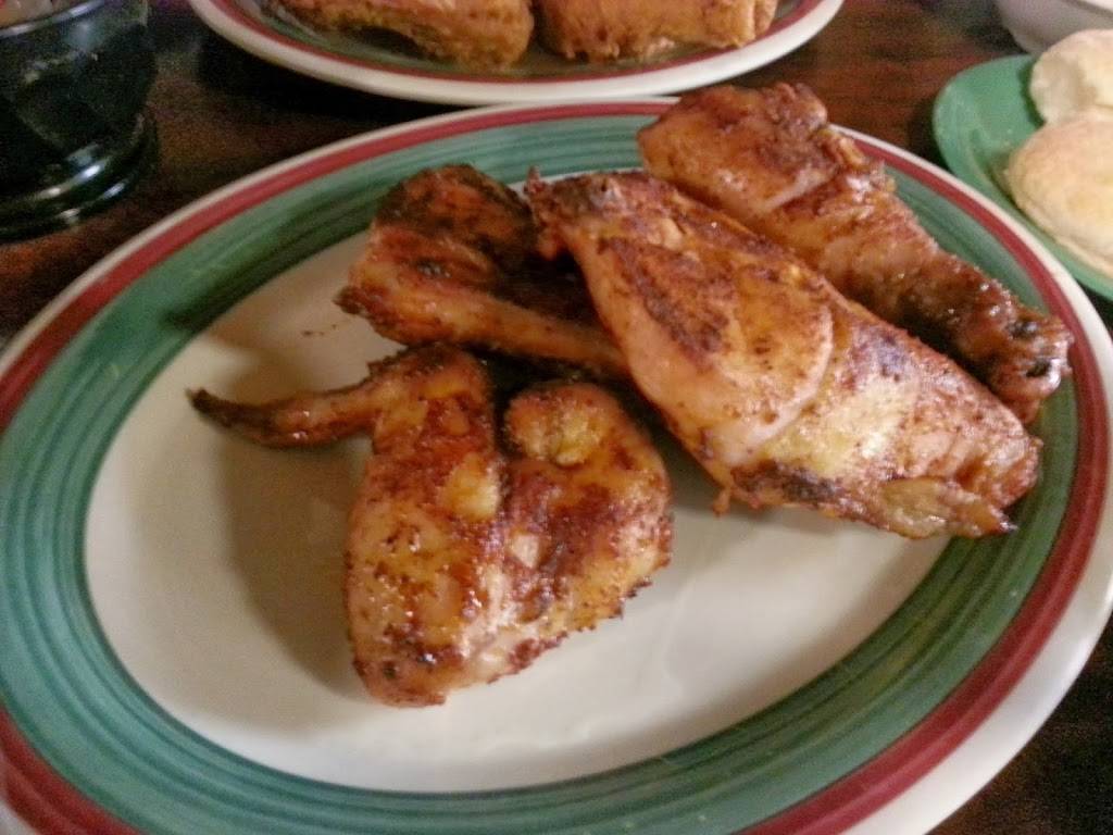 Babes Chicken Dinner House | restaurant | 1006 W Main St, Carrollton, TX 75006, USA | 9722457773 OR +1 972-245-7773