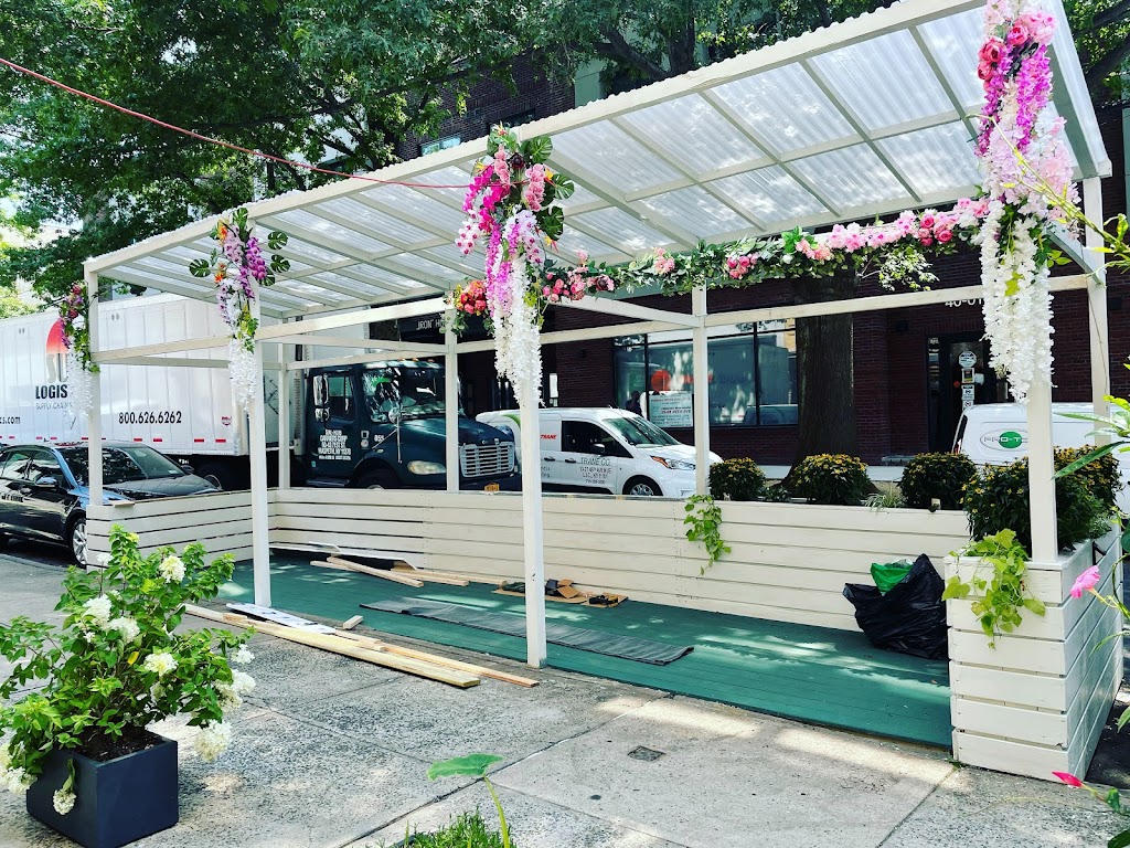 Carla | restaurant | 2503 40th Ave, Queens, NY 11101, USA | 9292046264 OR +1 929-204-6264