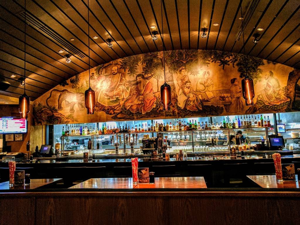 P.F. Changs | restaurant | 6809-F, Phillips Pl Ct, Charlotte, NC 28210, USA | 7045526644 OR +1 704-552-6644