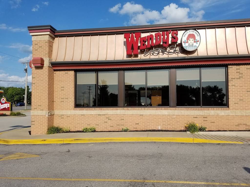 Wendys | restaurant | 10710 Page Ave, St. Louis, MO 63132, USA | 3144239605 OR +1 314-423-9605