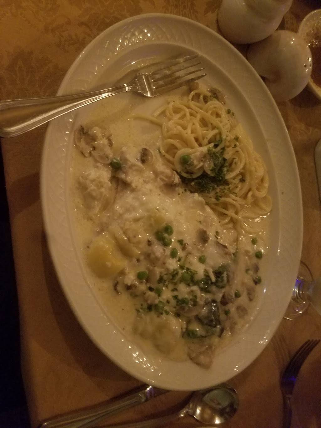 Gios Villa Vancheri | restaurant | 690 Lafitte St, Mandeville, LA 70448, USA | 9856242597 OR +1 985-624-2597