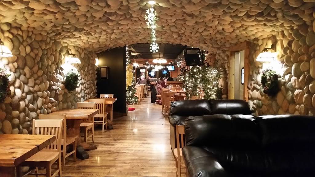 Remingtons River Inn | restaurant | 130 S Main St, Thiensville, WI 53092, USA | 2622382697 OR +1 262-238-2697