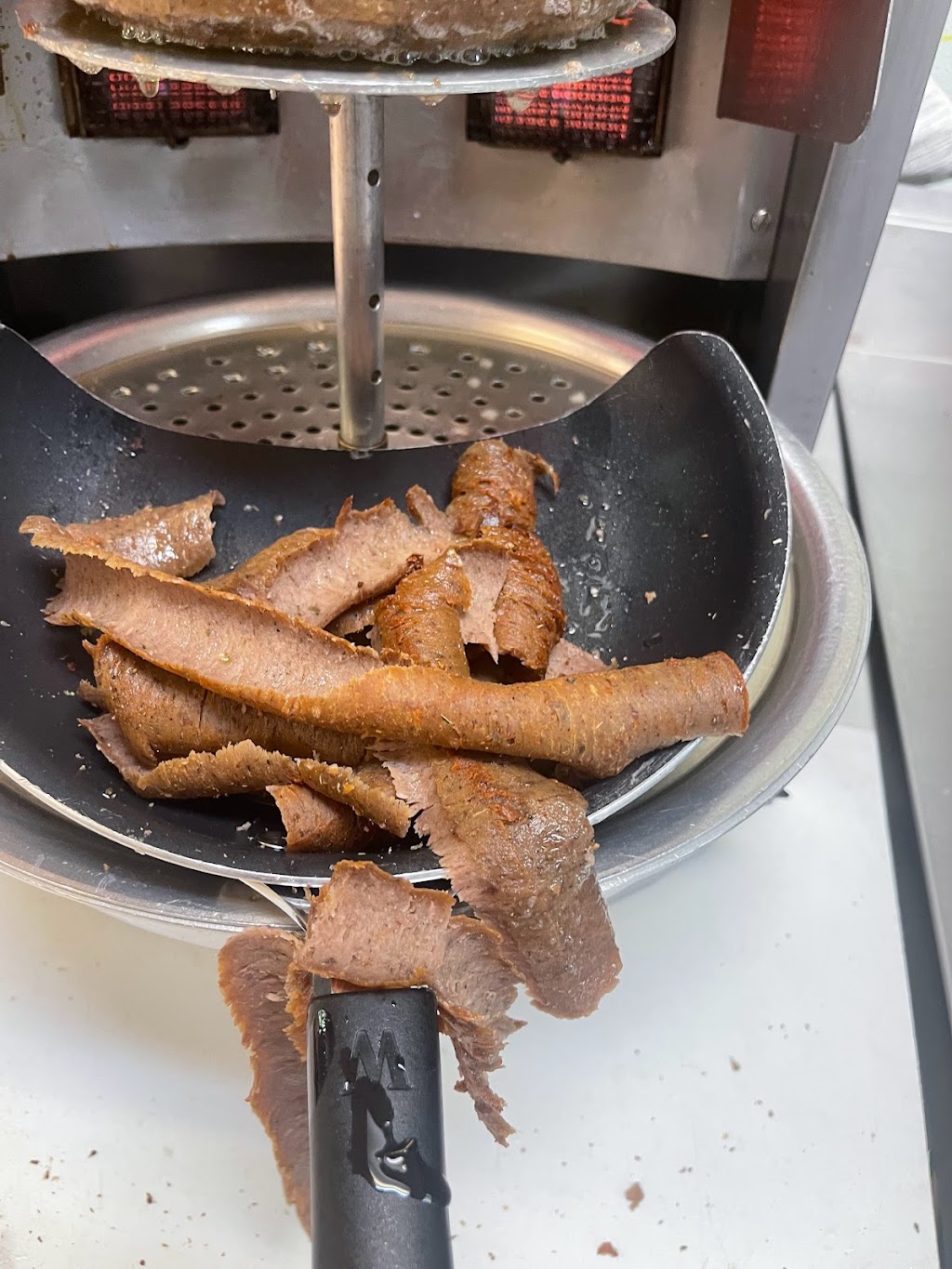 CHI-TOWN DAWGS | restaurant | 2695 E Division St, Diamond, IL 60416, USA | 8155185004 OR +1 815-518-5004