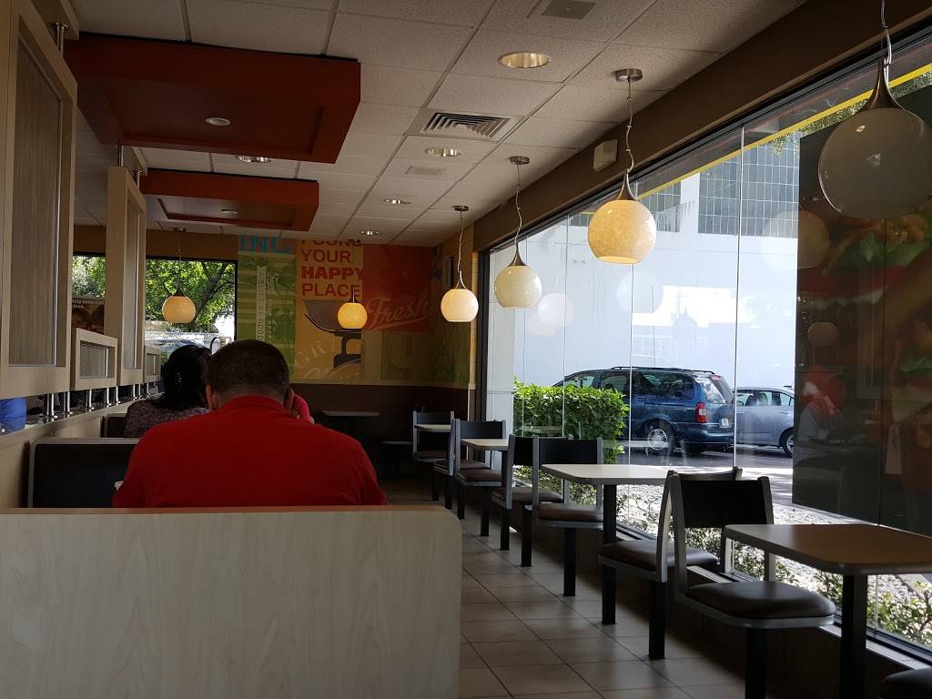 McDonalds | cafe | 1908 E Hillsborough Ave, Tampa, FL 33610, USA | 8132393411 OR +1 813-239-3411