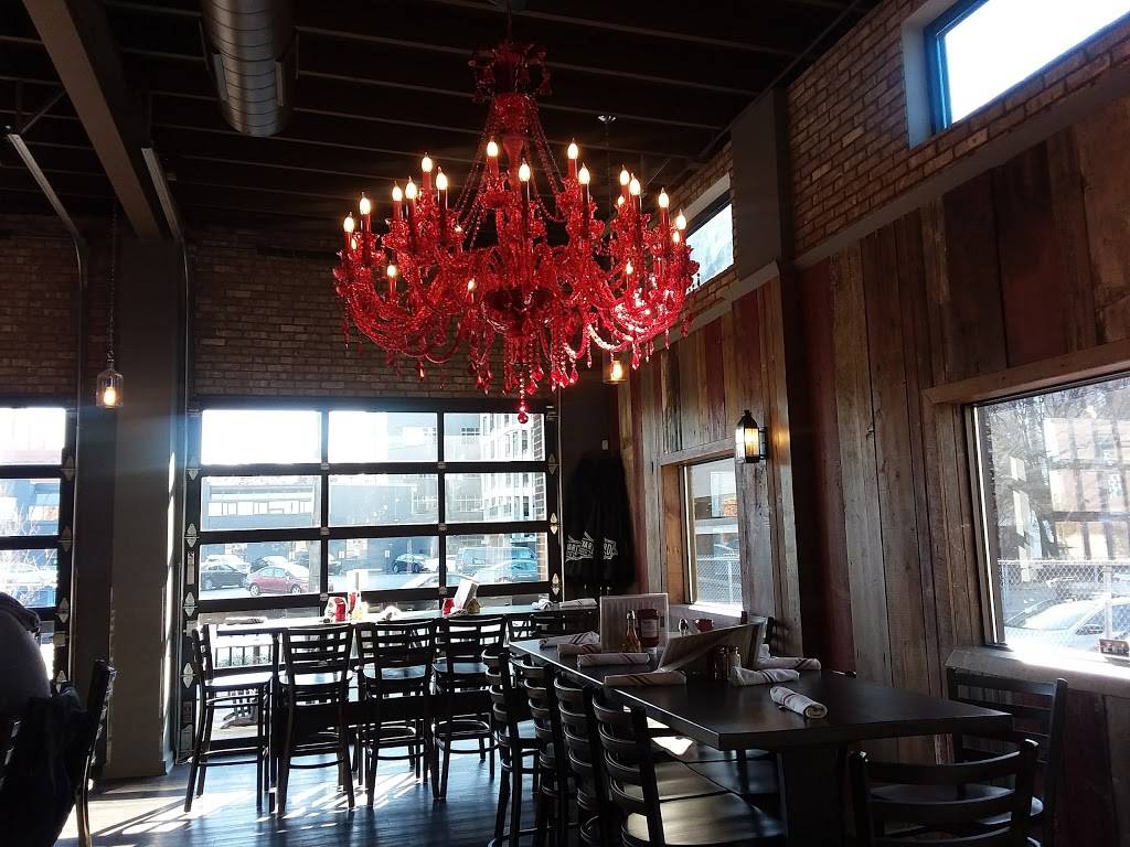 Pat and Gracies | restaurant | 340 E Gay St, Columbus, OH 43215, USA | 6149148484 OR +1 614-914-8484