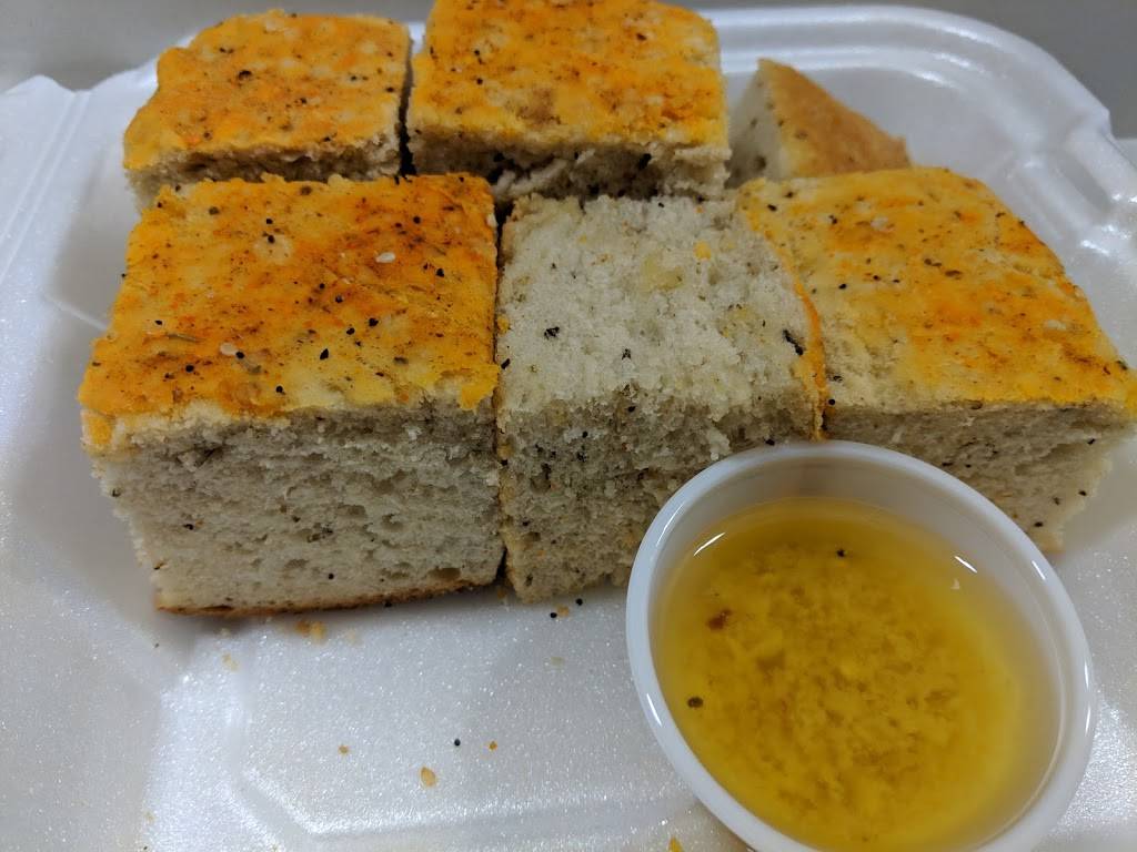 Vitos Ristorante | restaurant | 7628 N May Ave, Oklahoma City, OK 73116, USA | 4058484867 OR +1 405-848-4867