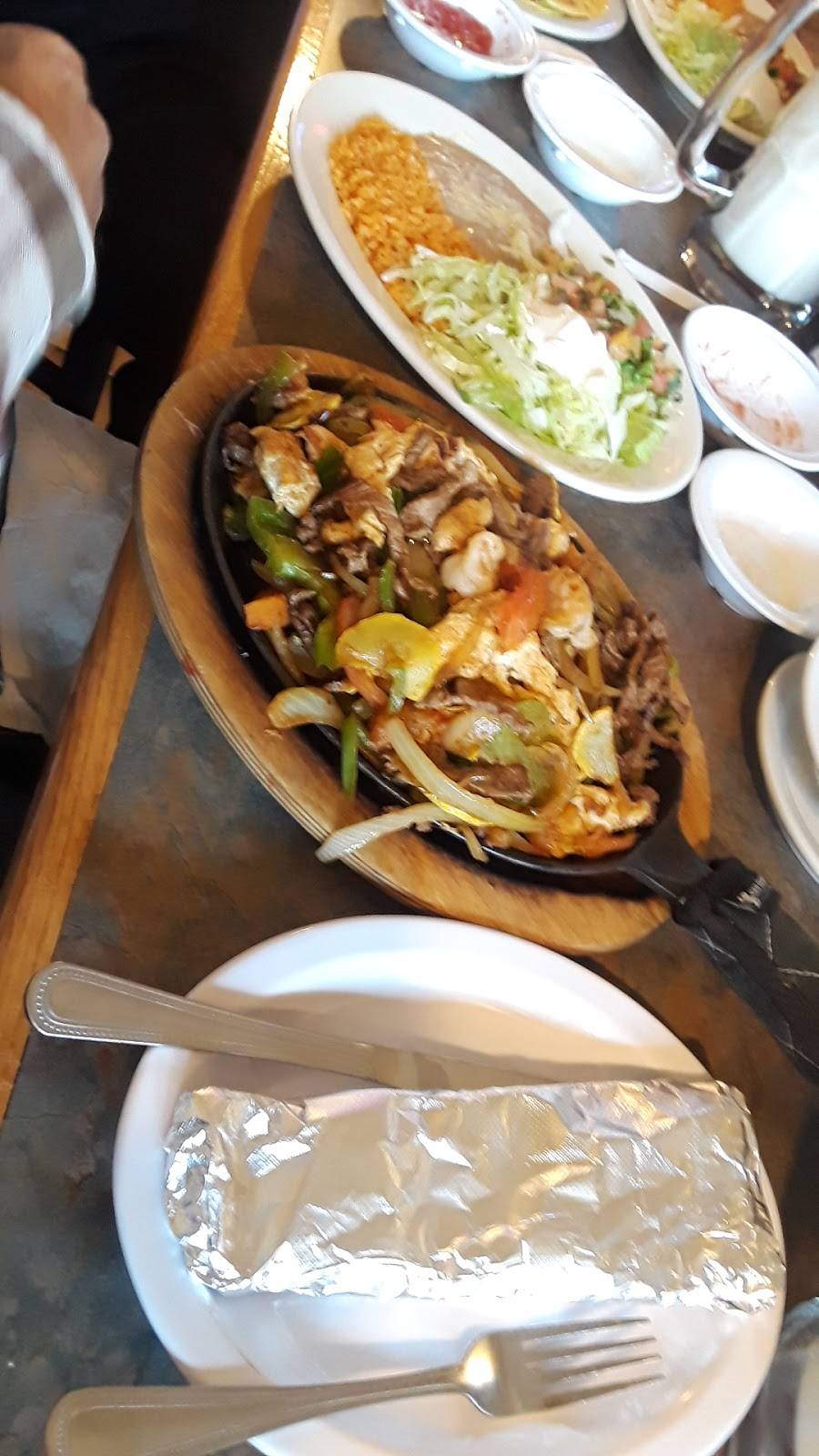 El Limon - Spartanburg | restaurant | 2401 Reidville Rd #9, Spartanburg, SC 29301, USA | 8645765353 OR +1 864-576-5353