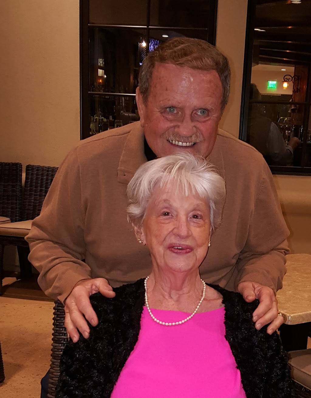 The Gate Restaurant | meal takeaway | 7337 Murieta Dr, Rancho Murieta, CA 95683, USA | 9163543900 OR +1 916-354-3900