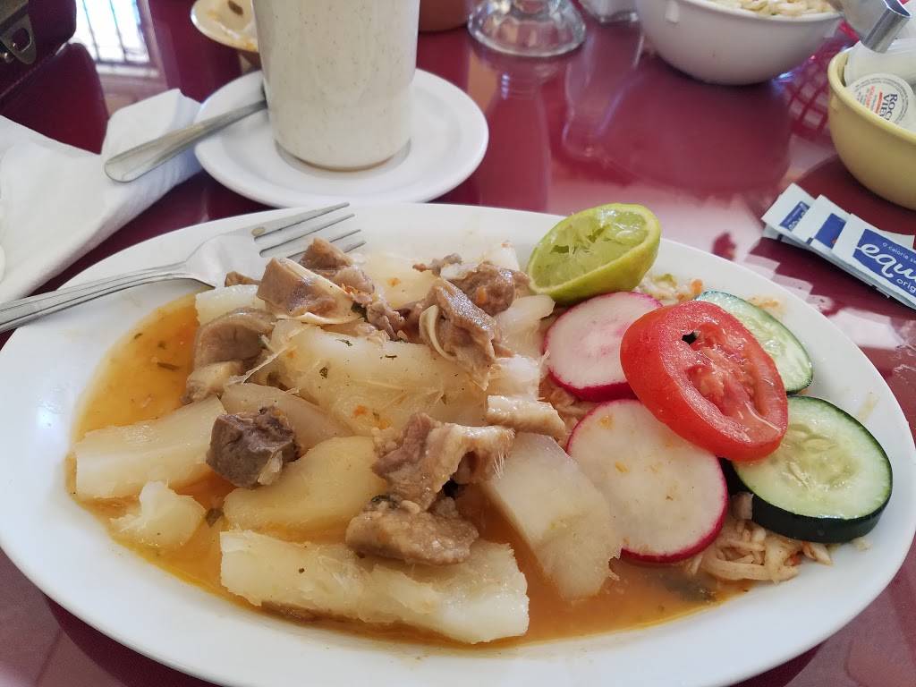 Izalco Restaurant | restaurant | 10729 Burbank Blvd, North Hollywood, CA 91601, USA | 8187600396 OR +1 818-760-0396