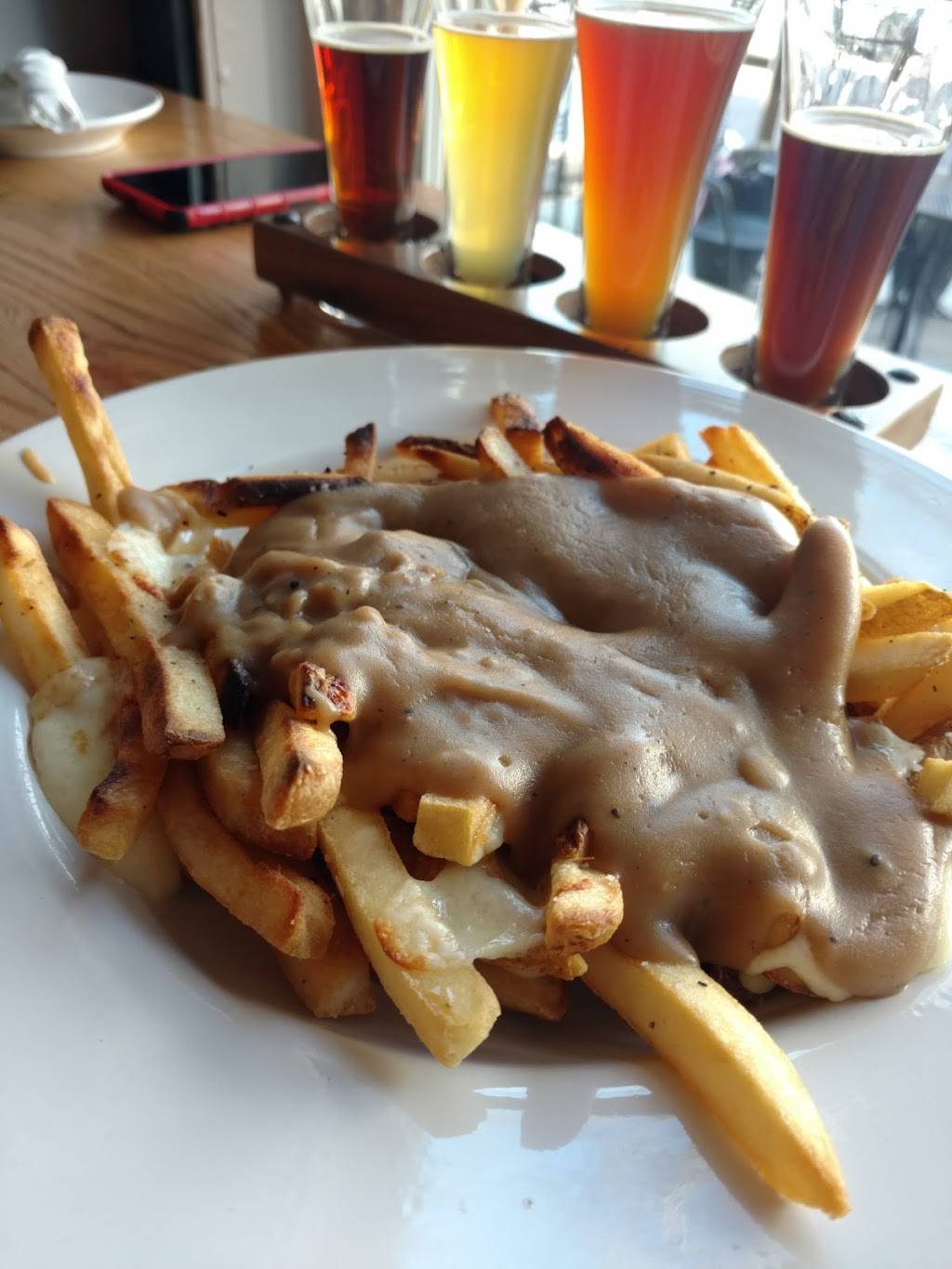 Public House Kitchen & Brewery | restaurant | 9406 Battle St, Manassas, VA 20110, USA | 5712921427 OR +1 571-292-1427