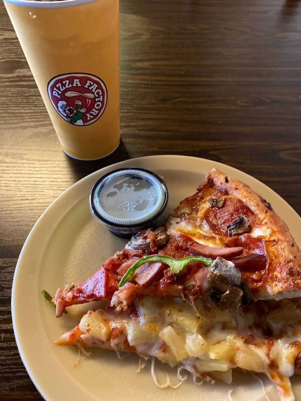 Pizza Factory | restaurant | 3219 Commercial Ave, Anacortes, WA 98221, USA | 3602931000 OR +1 360-293-1000