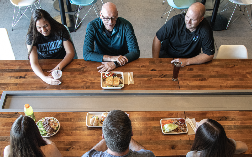 Blue Chip Bar & Grill | restaurant | 9219 E Hidden Spur Trail, Scottsdale, AZ 85255, USA | 4803619320 OR +1 480-361-9320