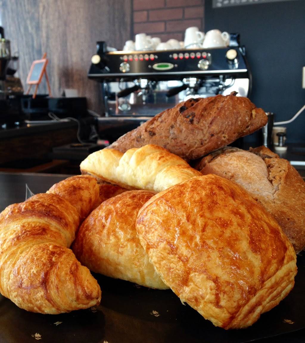 Le Saint-Nic Café | cafe | 989 Route des Rivières, Saint-Nicolas, QC G7A 0P6, Canada | 4184961966 OR +1 418-496-1966