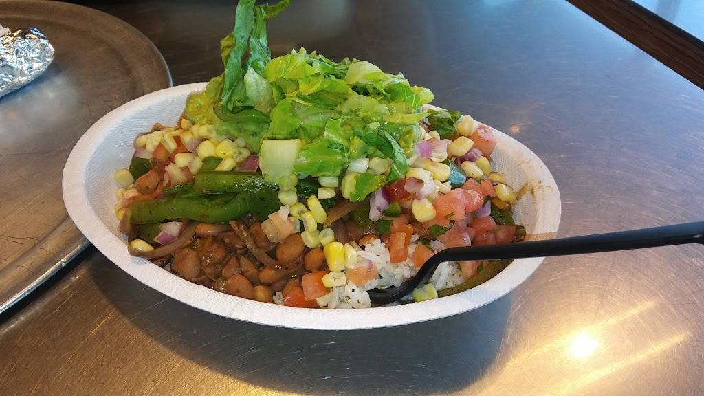 Chipotle Mexican Grill | restaurant | 19025 US-441, Mt Dora, FL 32757, USA | 3527351983 OR +1 352-735-1983