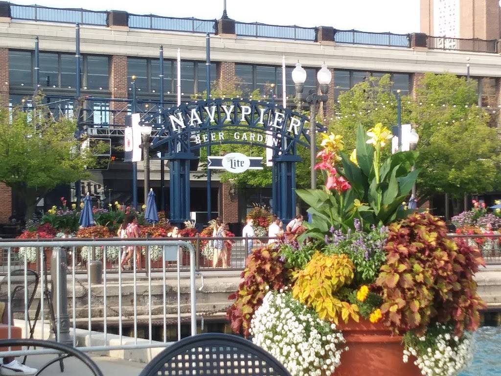 Miller Lite Beer Garden Grove | restaurant | Chicago, IL 60611, USA | 3124511692 OR +1 312-451-1692