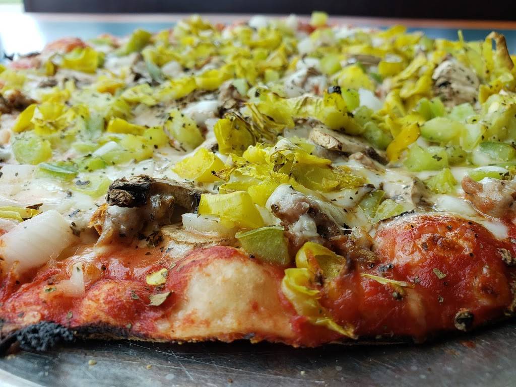 Monicals Pizza | restaurant | 528 E Springfield Rd, Arcola, IL 61910, USA | 2172684141 OR +1 217-268-4141