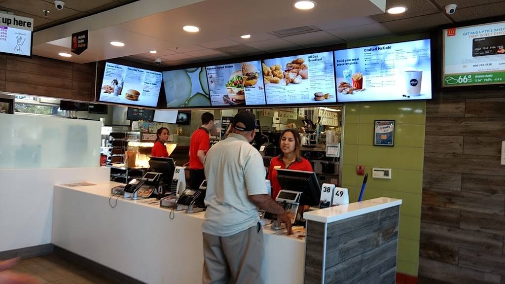 McDonalds | cafe | 40465 Winchester Rd, Temecula, CA 92591, USA | 9512966653 OR +1 951-296-6653