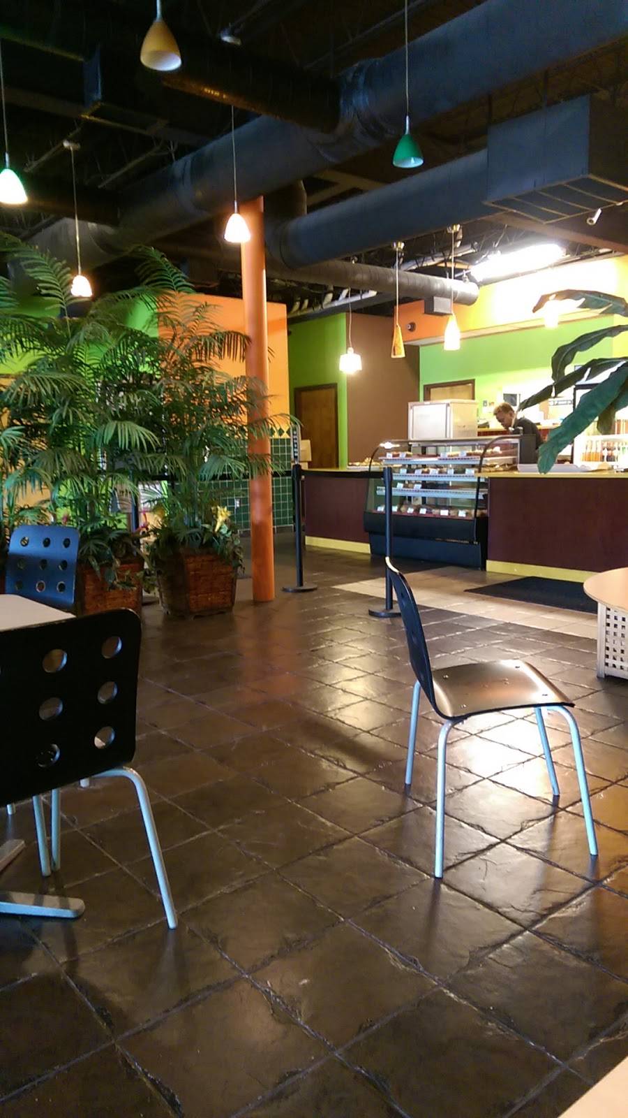 Muffin Man Caribbean Cafe | cafe | 9432 Lanham Severn Rd, Lanham, MD 20706, USA | 3014591144 OR +1 301-459-1144