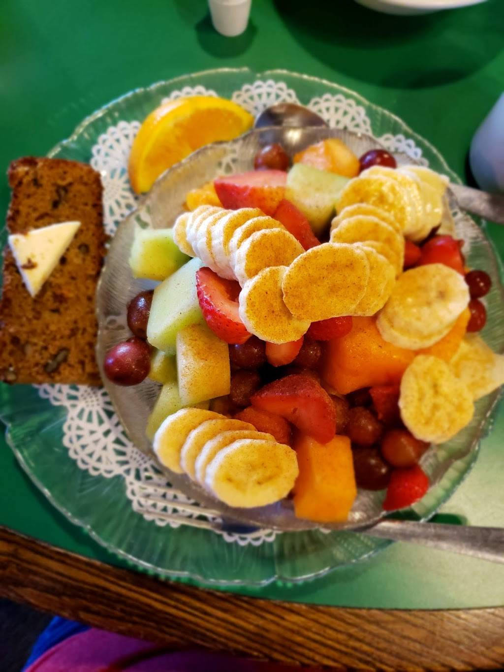 Frog Pond | restaurant | 16909 Gulf Blvd, North Redington Beach, FL 33708, USA | 7273924117 OR +1 727-392-4117