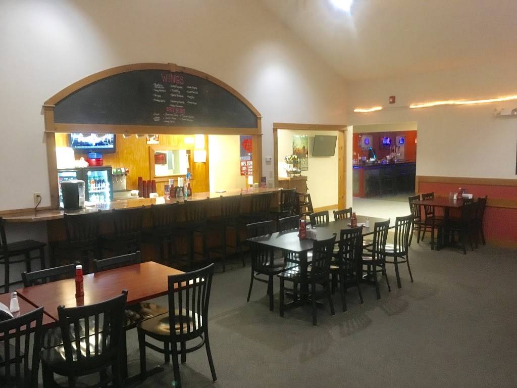 Crossroads Pizza & Subs | restaurant | 21 Route 12 South, Fitzwilliam, NH 03447, USA | 6035857077 OR +1 603-585-7077