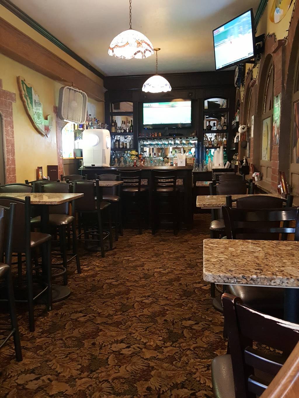 Casa Gamino | restaurant | 8330 Alondra Blvd, Paramount, CA 90723, USA | 5626346225 OR +1 562-634-6225