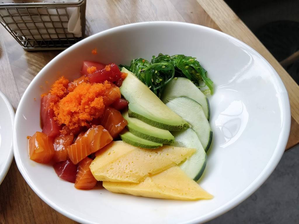 Niu B | restaurant | 888 S Michigan Ave, Chicago, IL 60605, USA | 3129221127 OR +1 312-922-1127