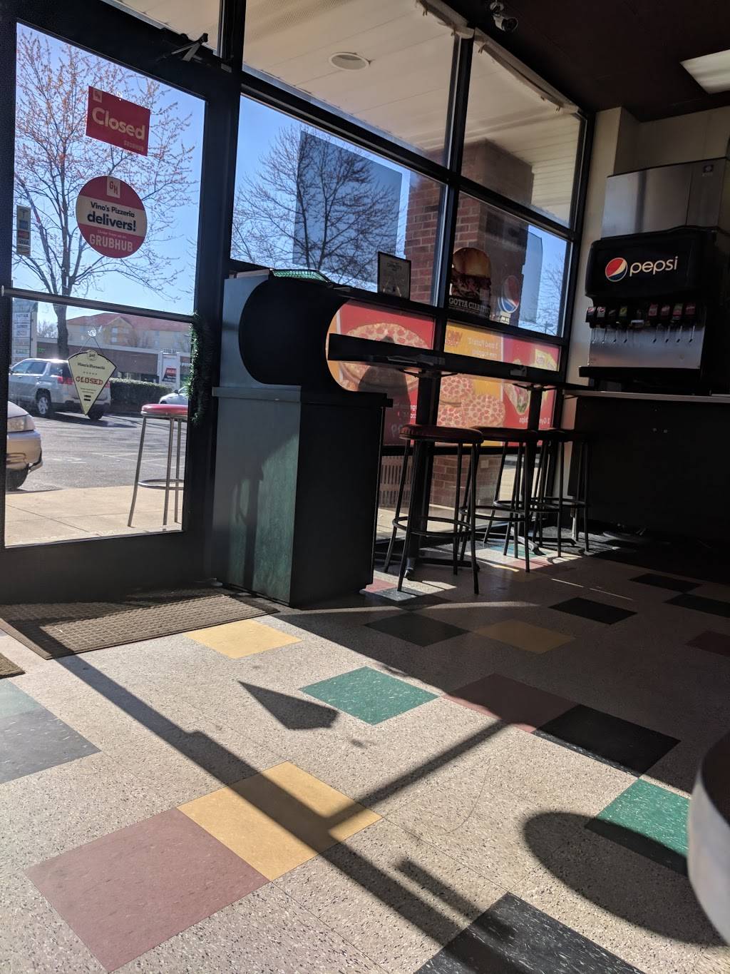 Vinos Pizzeria | restaurant | 1629 Stanley Rd, Greensboro, NC 27407, USA | 3365798347 OR +1 336-579-8347