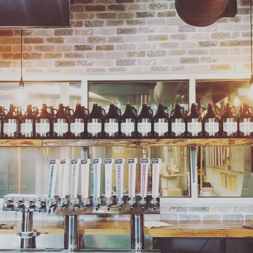 Pint & Pie Public House | restaurant | 204 St Helens Ave, Tacoma, WA 98402, USA | 2532447943 OR +1 253-244-7943