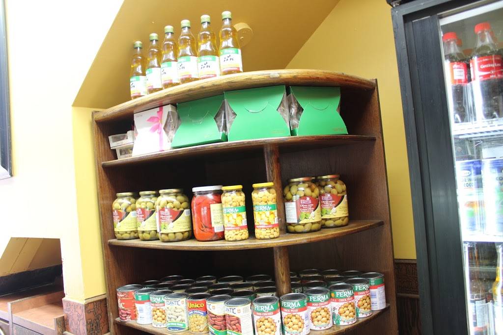 Ali Babas Middle Eastern Cuisine | restaurant | 2246 Bloor St W, Toronto, ON M6S 1N6, Canada | 4167611026 OR +1 416-761-1026