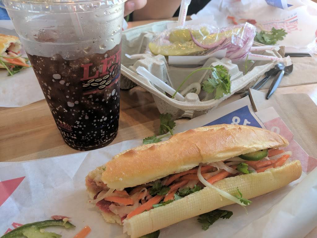 Lees Sandwiches | restaurant | 13686 N 75th Ave, Peoria, AZ 85381, USA | 6232998888 OR +1 623-299-8888